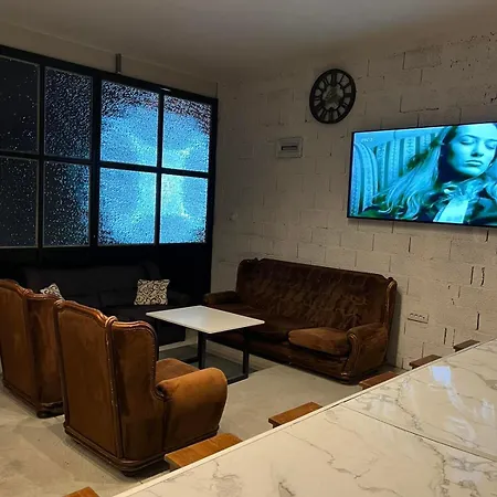 Lokal Za Zurke, Slavlja I Rodjendane Ferienhaus Pecinci