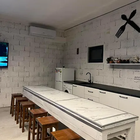 Lokal Za Zurke, Slavlja I Rodjendane