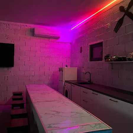 Lokal Za Zurke, Slavlja I Rodjendane